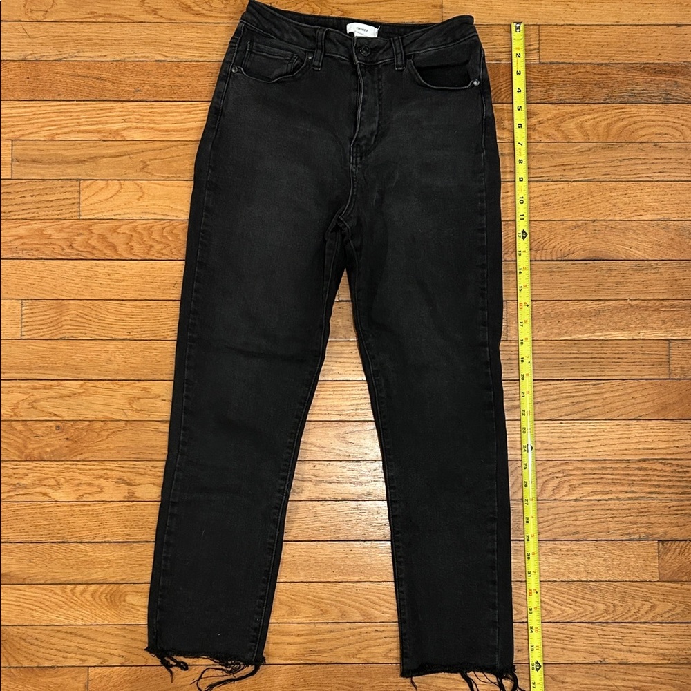 Forever 21 Black Ankle Jeans Size 28
